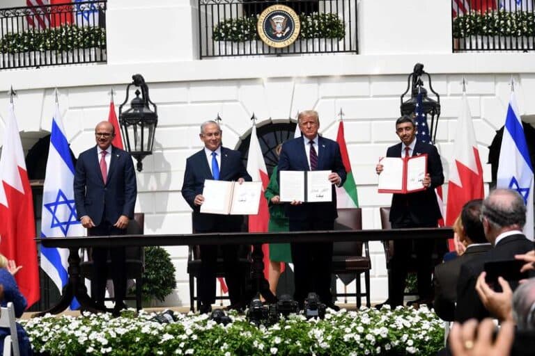 White house, Trump, Netanyahu, Bahrain and UAE leaders at Abraham Accords Signing, White House