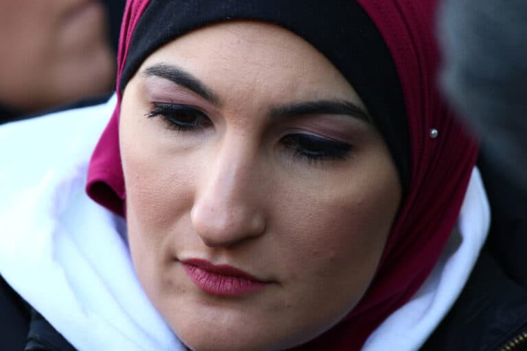 close up of Linda Sarsour's face