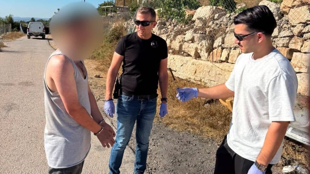 Teen Admits Plan to Stab Soldier in Neve Daniel